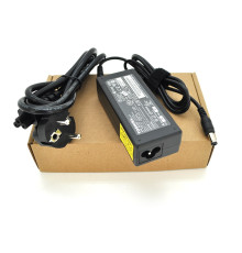 Блок питания Merlion для ноутбука Toshiba 15V 4A 60W 6.36х3.0мм + каб.пит. (LTO60/15-6,36*3,0/26324)